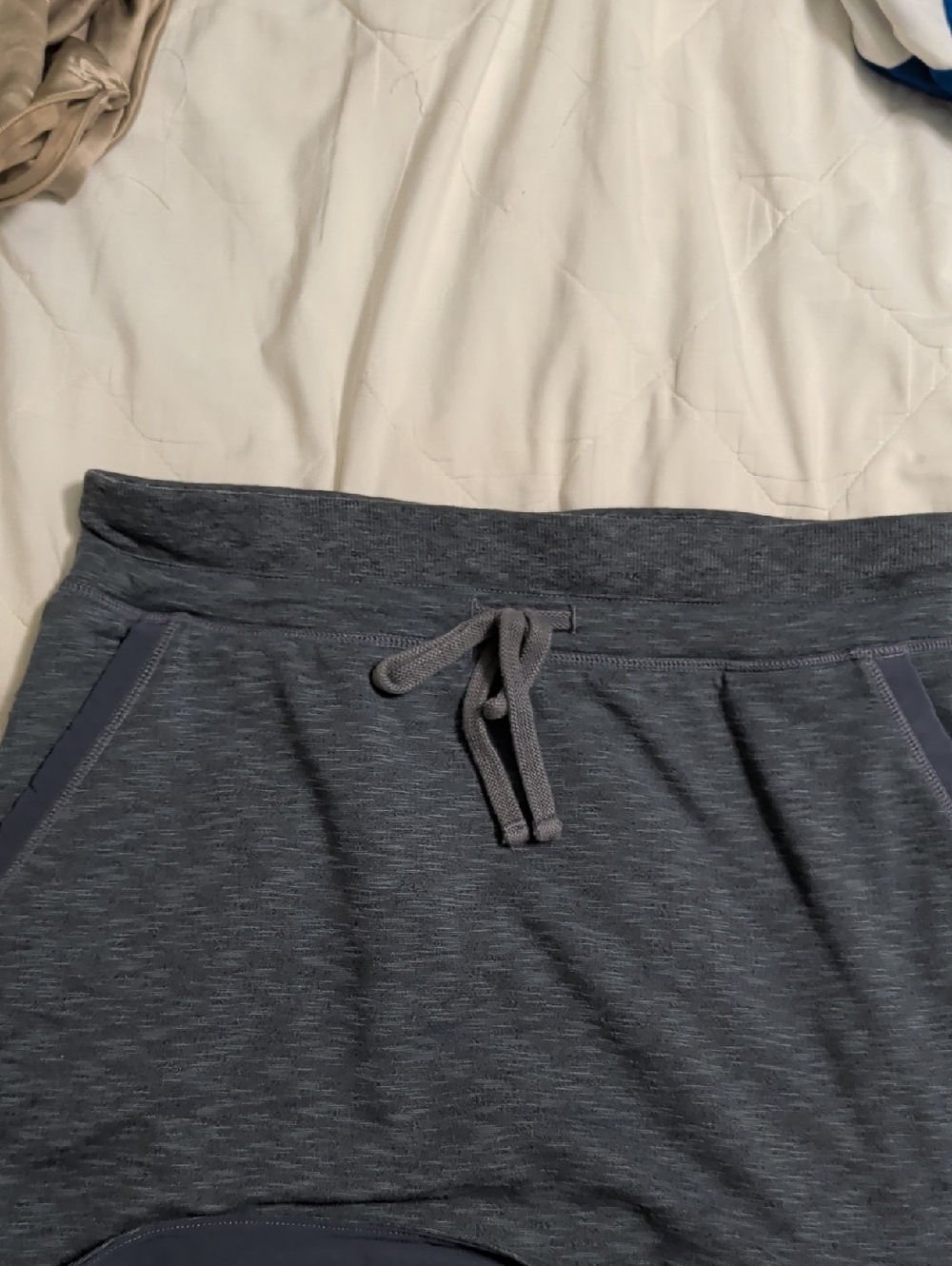 Athleta Light Gray Heather Athletic Skort with Drawstring Waist